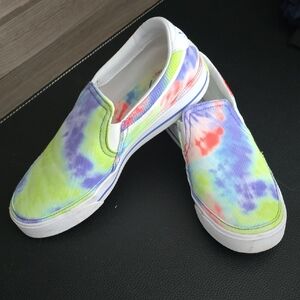 Nike Vibrant Tie-Dye Slip-On Shoes